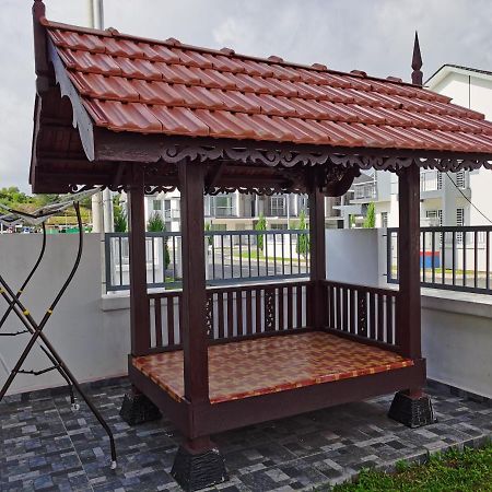 Pesona Suri Homestay Batu Pahat Exteriér fotografie