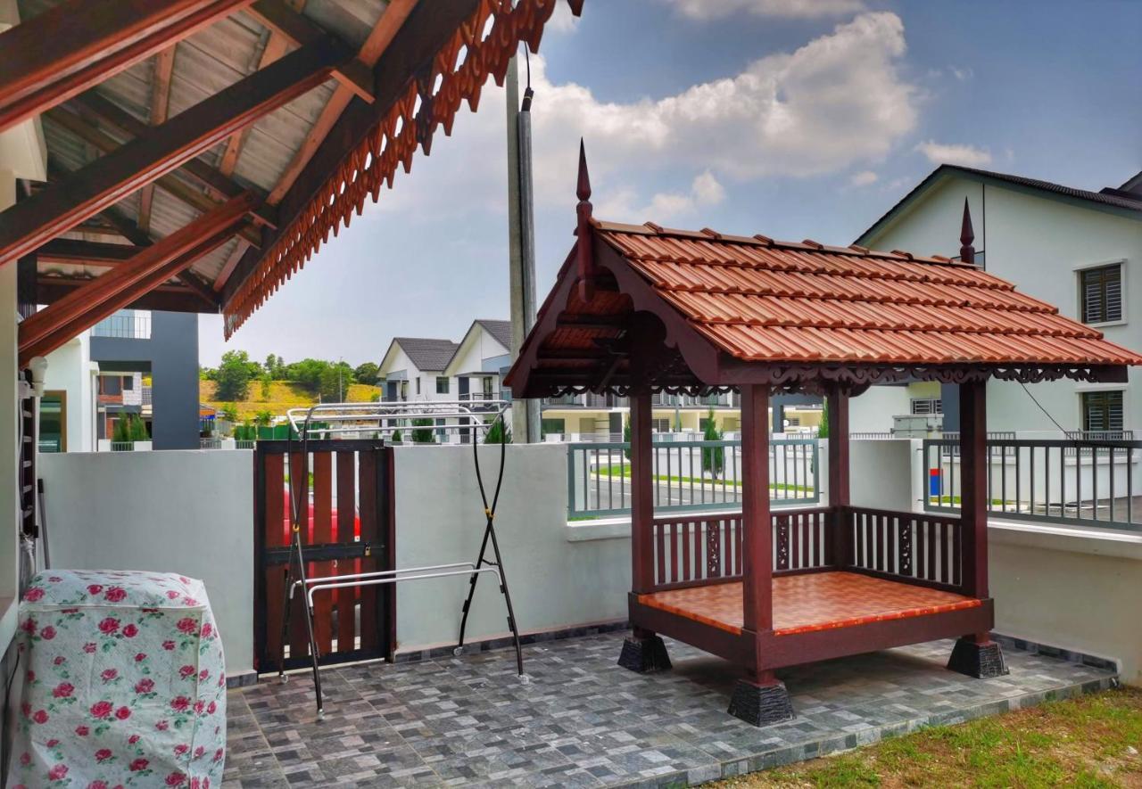 Pesona Suri Homestay Batu Pahat Exteriér fotografie